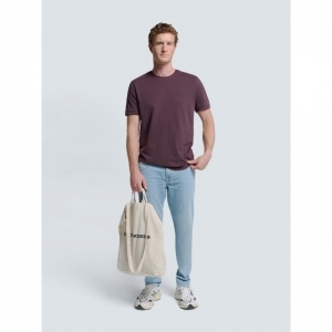  AUBERGINE